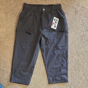 Kuenlun Top Gray Athletic Pants Size S, NWT